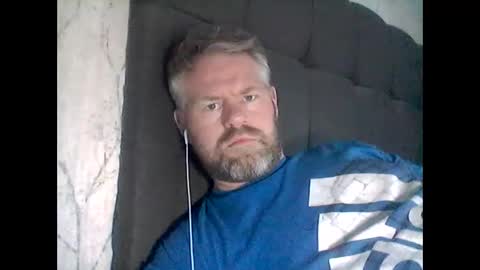 81jonnyx online show from March 7, 12:01 pm