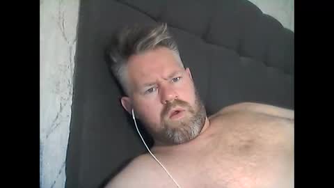 81jonnyx online show from March 11, 7:26 am