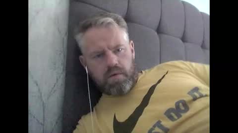 81jonnyx online show from September 11, 8:36 am