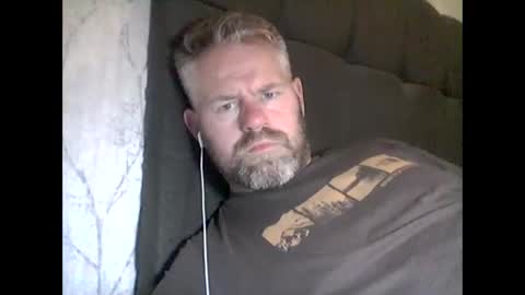 81jonnyx online show from November 25, 3:12 pm