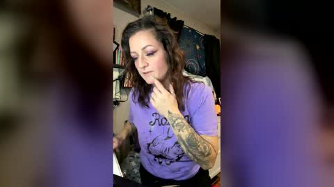 That girl online show from December 21, 11:12 pm