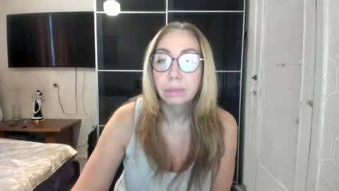 8ciara online show from January 14, 7:47 am