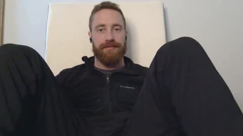 8InchesAndSomeHoles online show from February 10, 6:12 pm