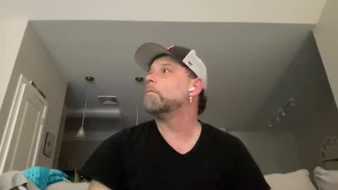 Matty online show from December 14, 8:46 pm