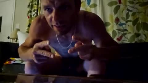 8inchwhiteboy88 online show from March 24, 3:44 am