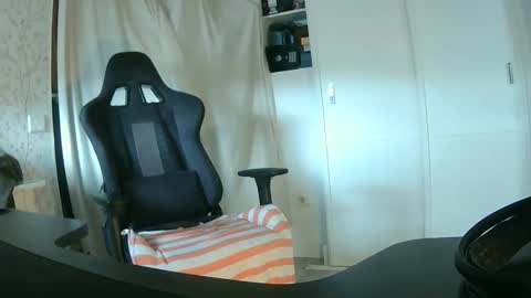 Arturo online show from April 25, 9:01 am