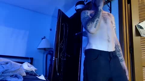 Snapshot of 9_25 chatting on December 24, 9:33 pm 8over6 online show from December 24, 9:33 pm