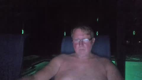 9gecko696969 online show from May 6, 3:13 am