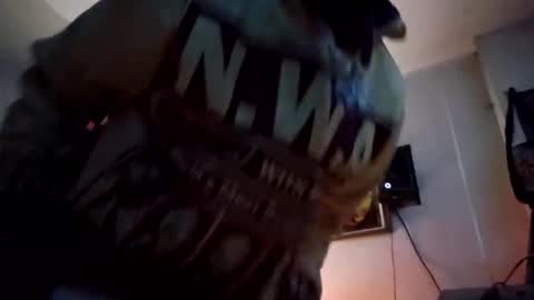 9inchmac245751 online show from December 2, 12:54 pm