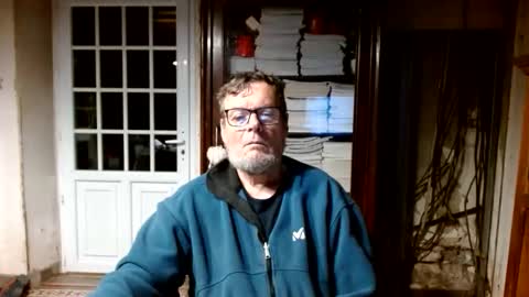 _123_voyeur_ online show from May 17, 8:27 pm