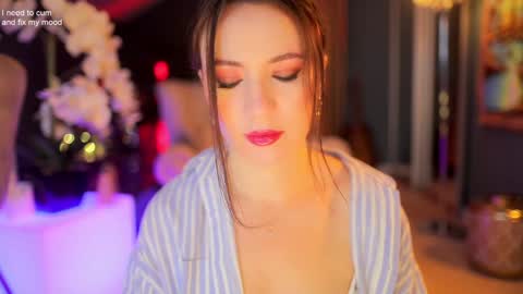 Snapshot of _1s___ chatting on November 5, 4:23 am Sophia online show from November 5, 4:23 am