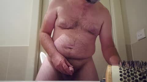 Snapshot of __aussie___ chatting on February 12, 7:34 am __aussie___ online show from February 12, 7:34 am