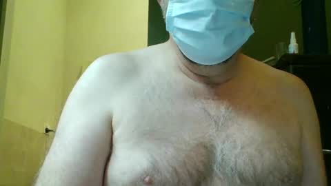 Snapshot of __aussie___ chatting on April 2, 11:13 pm __aussie___ online show from April 2, 11:13 pm