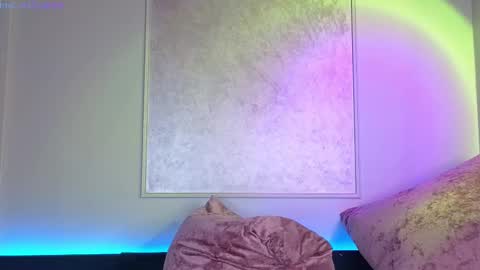 Willow online show from February 24, 9:00 am