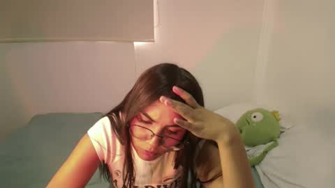 abby 3 online show from April 8, 5:46 pm