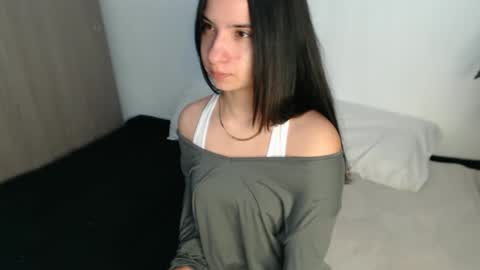 _abrill_20 online show from October 27, 8:35 pm