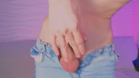 adrian online show from November 14, 5:06 am