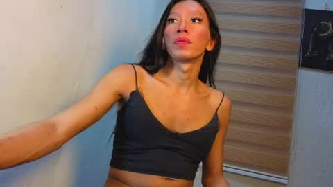 _agatha25 online show from July 19, 3:21 am