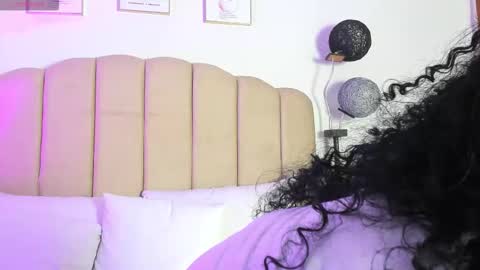 _aithanaa_ online show from February 7, 3:49 pm