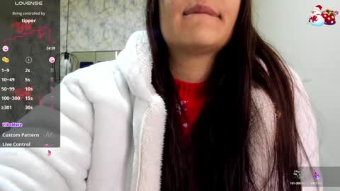 Snapshot of _alaia_collway_ chatting on December 12, 11:40 am Alaia online show from December 12, 11:40 am