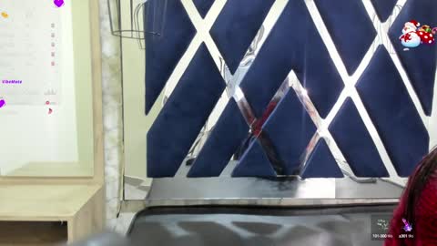 Snapshot of _alaia_collway_ chatting on December 24, 12:00 pm Alaia online show from December 24, 12:00 pm