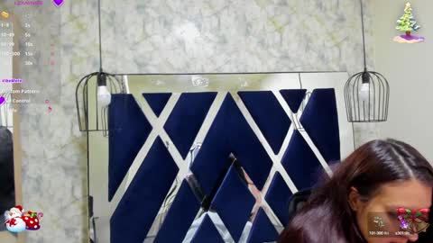 Snapshot of _alaia_collway_ chatting on December 29, 12:01 pm Alaia online show from December 29, 12:01 pm