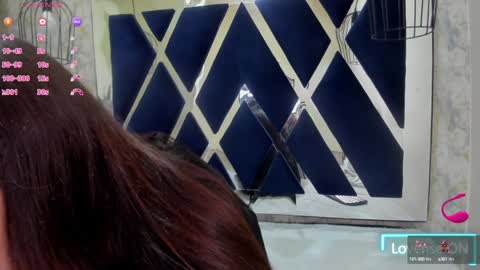 Snapshot of _alaia_collway_ chatting on January 20, 5:59 pm Alaia online show from January 20, 5:59 pm