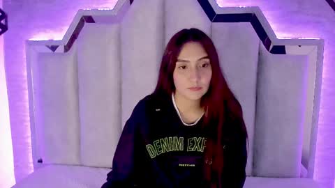 Snapshot of _alaia_collway_ chatting on February 11, 2:57 pm Alaia online show from February 11, 2:57 pm