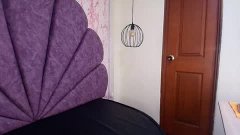 Snapshot of _alaia_collway_ chatting on October 16, 11:55 am Alaia online show from October 16, 11:55 am