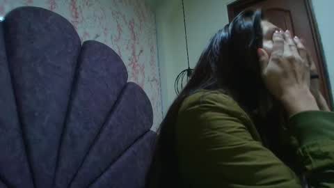 Snapshot of _alaia_collway_ chatting on October 29, 11:34 am Alaia online show from October 29, 11:34 am