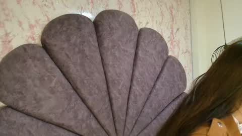 Snapshot of _alaia_collway_ chatting on November 13, 10:47 am Alaia online show from November 13, 10:47 am