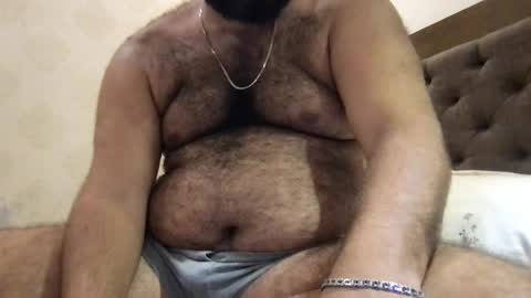 Alan online show from April 6, 5:47 pm