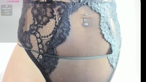 Snapshot of _alana_grey_ chatting on February 21, 1:01 pm _alana_grey_ online show from February 21, 1:01 pm