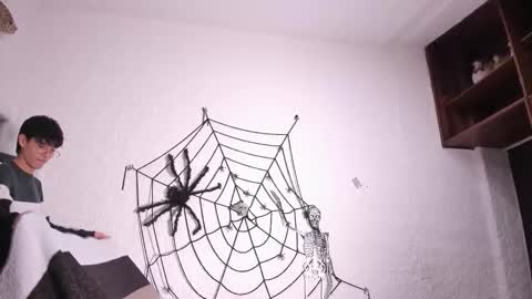 Alexander online show from October 16, 12:33 am