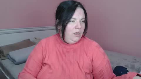 _alexandra_ray_ online show from November 13, 10:25 am