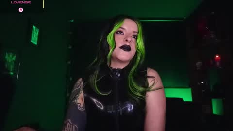 Snapshot of _alice_d chatting on November 9, 8:07 pm Miss Alice My internet sucks these days see you soon online show from November 9, 8:07 pm