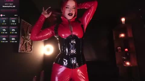 Miss Alice  My internet sucks these days see you soon online show from June 17, 10:32 pm