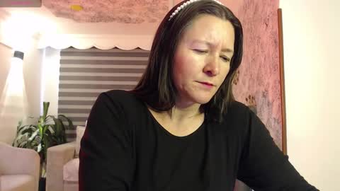 _alice_horny_ online show from September 23, 7:39 pm