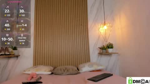 alisson online show from April 11, 2:54 pm