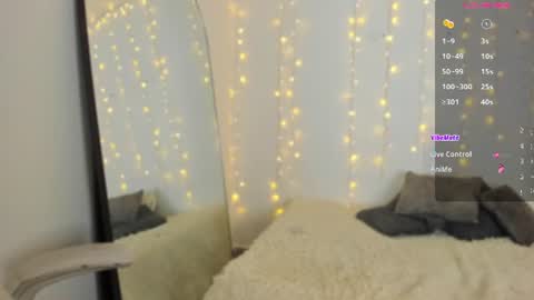 _allisongomez online show from June 15, 11:07 pm
