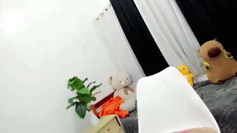 Snapshot of _althea69_ chatting on November 23, 2:50 pm Thea online show from November 23, 2:50 pm