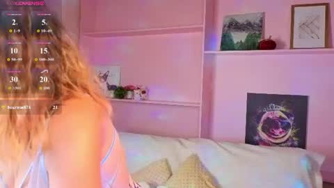 Snapshot of _amymoore chatting on July 18, 1:43 am _amymoore online show from July 18, 1:43 am