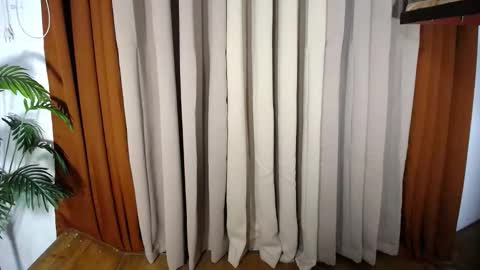 Snapshot of _amyspanks18_ chatting on October 19, 12:17 pm Amy online show from October 19, 12:17 pm