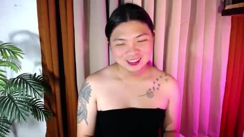 Snapshot of _amyspanks18_ chatting on November 2, 1:57 pm Amy online show from November 2, 1:57 pm