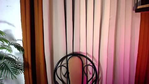 Snapshot of _amyspanks18_ chatting on November 8, 8:03 am Amy online show from November 8, 8:03 am