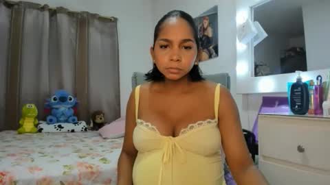 Snapshot of _analia chatting on May 8, 12:38 am Analia online show from May 8, 12:38 am