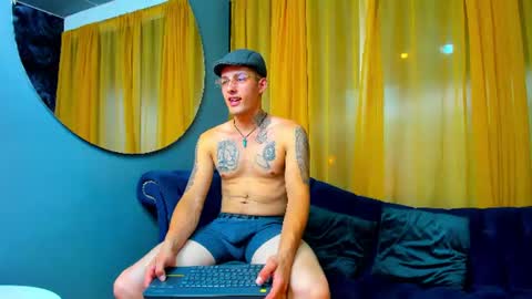 Angel Rivera online show from July 1, 9:58 pm
