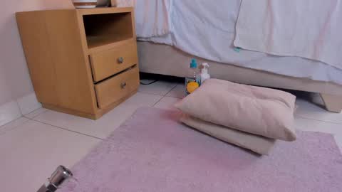 ngela  online show from February 3, 2:55 pm