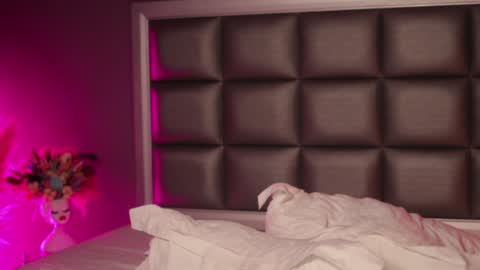 Snapshot of _anna_bloom chatting on February 6, 11:26 pm Anna online show from February 6, 11:26 pm