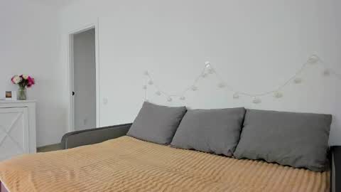 Anna online show from September 11, 11:54 am